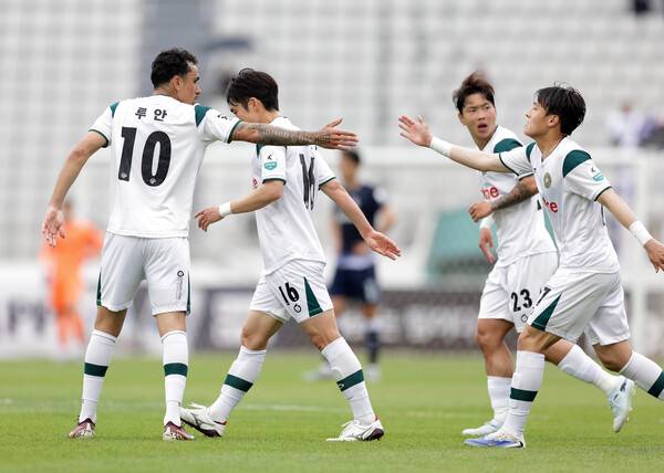 ■매치 오브 라운드 : 연승 도전 '김해' vs 상위권 도약 노리는 '김포'.(사진제공=한국프로축구연맹)