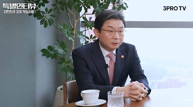 삼프로TV 출연한 이억원 금융위원장(연합뉴스)