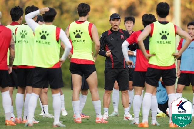 부천FC 선수단. /사진=한국프로축구연맹 제공