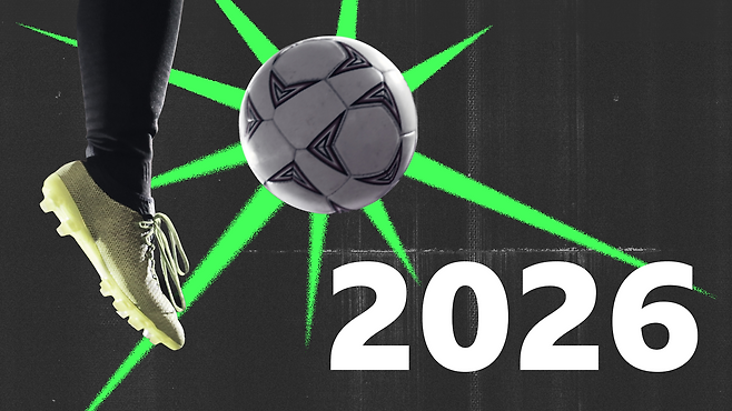 축구공을 차고 있는 선수의 발 모습 일러스트. 2026 숫자가 적혀있다.