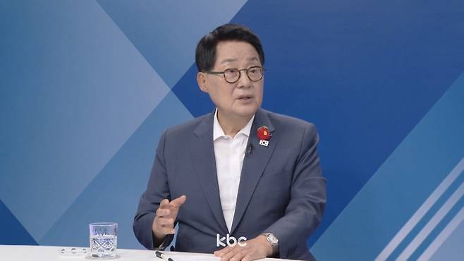 ▲ 4일 KBC '여의도초대석'에 출연한 박지원 더불어민주당 의원