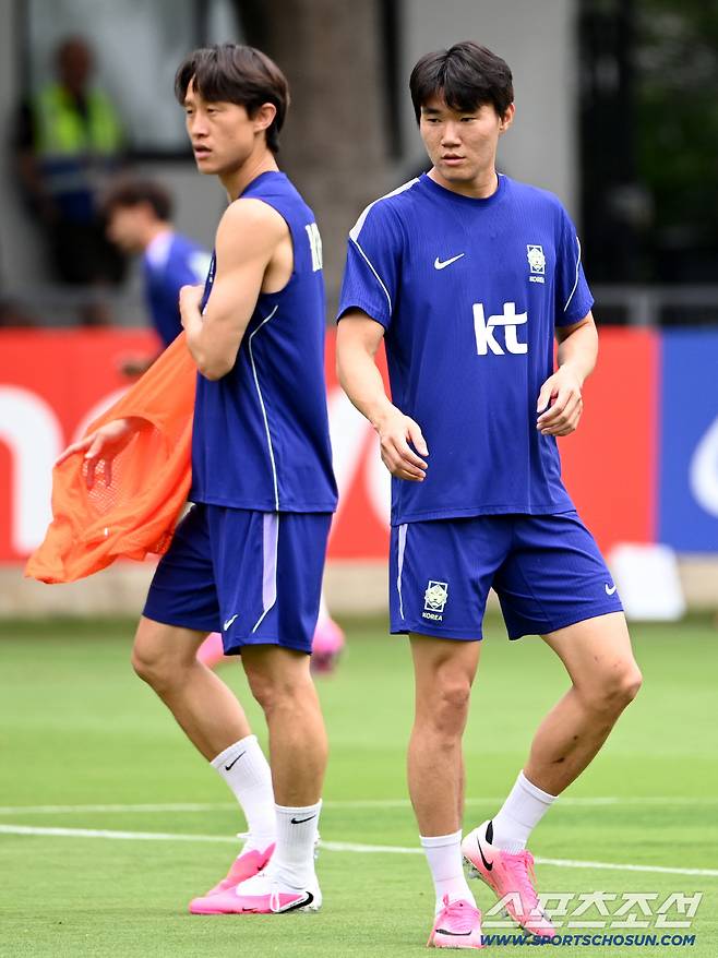 8일(한국시각) 멕시코 과달라하라 인근 사포판 월드컵대표팀 베이스캠프 훈련장 치바스 베르데 바예에서 진행된 대한민국 월드컵 대표팀의 공식 훈련, 훈련에 나선 양현준과 이재성의 모습. 사포판(멕시코)=허상욱 기자wook@sportschosun.com/2026.06.08/