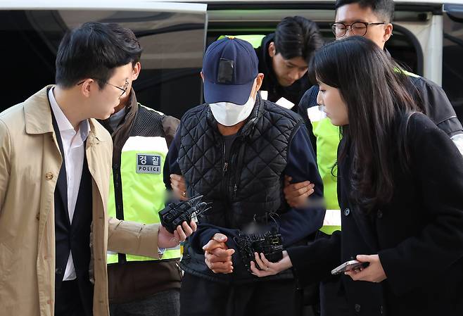 부천 제일시장에서 1톤 트럭으로 돌진 사고를 낸 60대 운전자 A씨./ 뉴스1