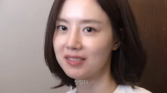 사진 = '문채원 Moon chaewon' 유튜브 채널 캡처