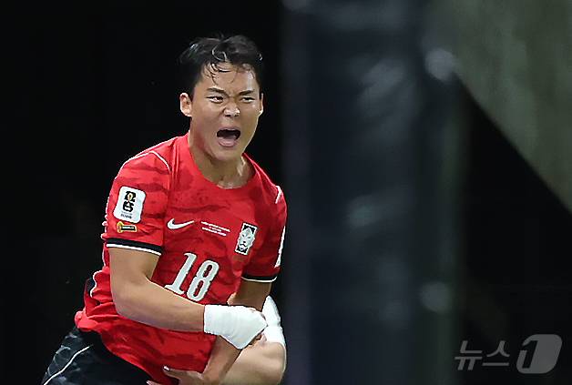 대한민국 축구국가대표팀 오현규가 11일(현지시간) 멕시코 할리스코주 사포판 과달라하라 스타디움에서 열린 2026 북중미 월드컵 A조 조별리그 1차전 대한민국과 체코의 경기에서 역전골을 넣은 뒤 환호하고 있다. 2026.6.12 ⓒ 뉴스1 박지혜 기자