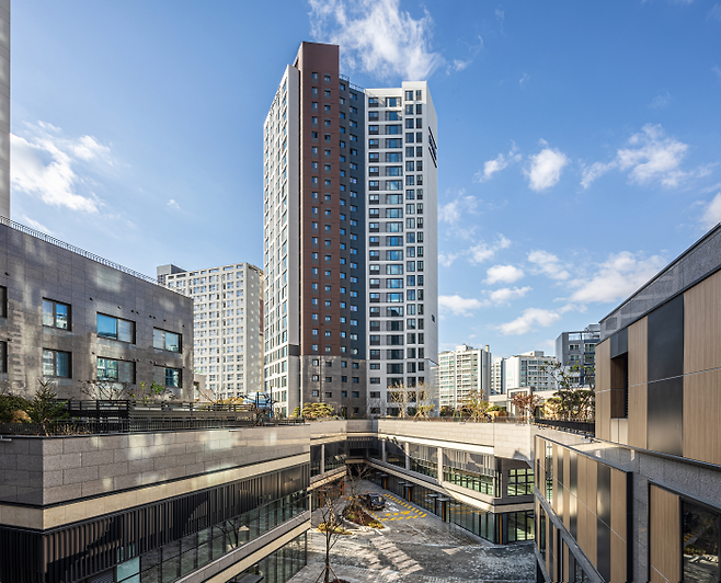 DMC가재울아이파크 전경. 사진=IPARK현대산업개발 제공