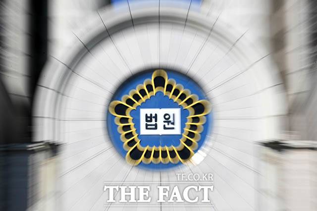 기름값 담합 의혹을 받는 HD현대오일뱅크 현직 부서장이 구속됐다. /더팩트 DB