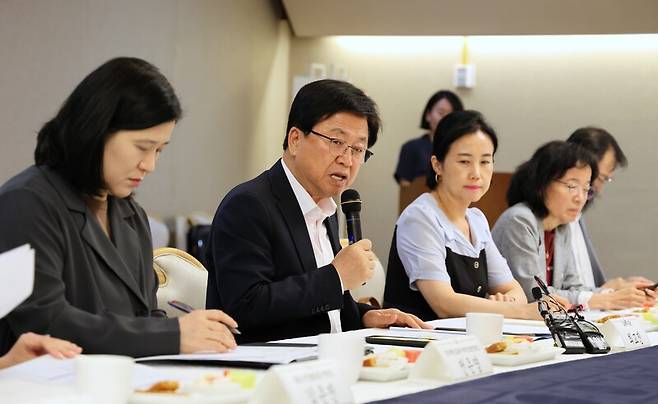 '제6차 교육진담 간담회'에서 발언하는 최교진 교육부 장관/ 사진=연합뉴스