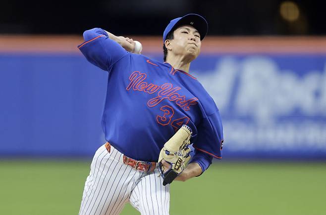 <yonhap photo-5077=""> NEW YORK, NEW YORK - JUNE 23: Kodai Senga #34 of the New York Mets pitches during the second inning against the Chicago Cubs at Citi Field on June 23, 2026 in New York City. Jim McIsaac/Getty Images/AFP (Photo by Jim McIsaac / GETTY IMAGES NORTH AMERICA / Getty Images via AFP)/2026-06-24 11:11:11/ <저작권자 ⓒ 1980~2026 ㈜연합뉴스. 무단 전재 재배포 금지, AI 학습 및 활용 금지></yonhap>