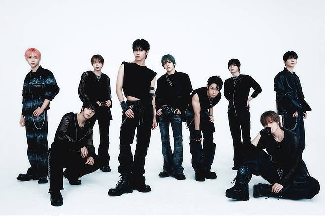 AHOF Comeback Concept Photo / F&F Entertainment