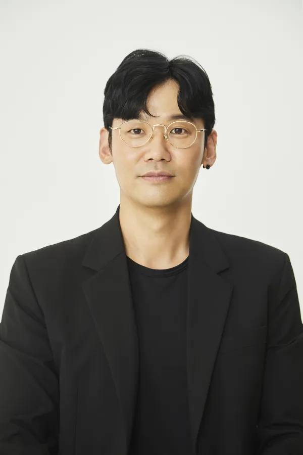 재)좋은예술문화재단 ‘공연과 사람’ 연구소장 | 레오 강