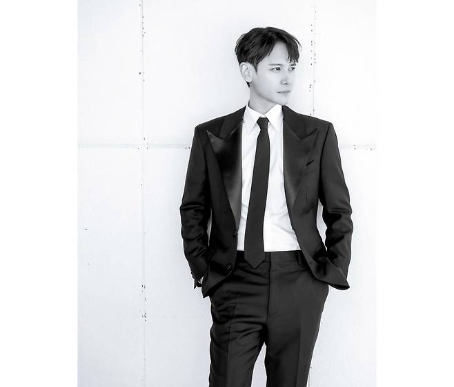 김태형이 솔로 앨범을 발매한다.
