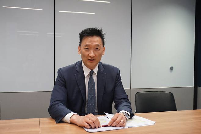 유태석 홍콩거래소 국제시장고객개발본부 전무 인터뷰가 홍콩거래소에서 서울경제신문과 인터뷰하고 있다. 사진=정유민 기자