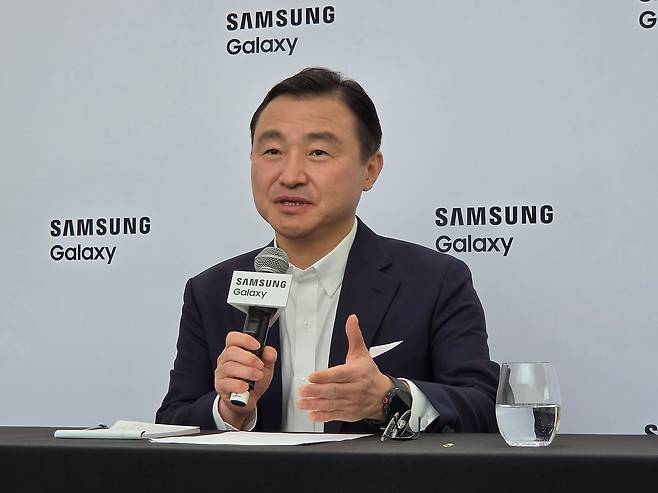 22일(현지시간) '갤럭시 언팩 2026' 행사에서 노태문 삼성전자 사장은 “앞으로 AI는 얼마나 똑똑한가보다 사용자를 얼마나 더 이해하는가가 경쟁력이 될 것”이라고 전망했다. 이우림 기자