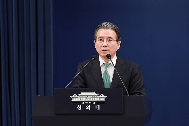 김용범 정책실장이 22일 청와대 춘추관에서 7월 미국-중남미 이재명 대통령 순방에 관련한 브리핑을 하고 있다. 청와대사진기자단