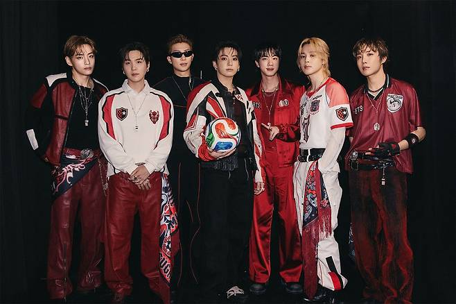 방탄소년단(BTS)은 지난 19일(현지시간) 미국 뉴욕 뉴저지 스타디움에서 열린 2026 FIFA 북중미 월드컵 결승전 하프타임 쇼에 출연했다. 사진 빅히트뮤직