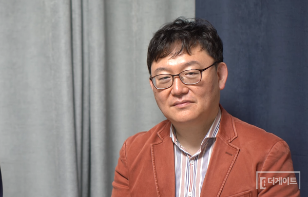 김성수 문화평론가