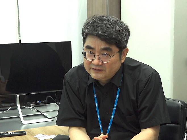 박정웅 세니젠 대표가 지난 24일 경기도 안양시 동안구 본사에서 신사업에 대해 설명하고 있다. (사진=뉴스토마토)