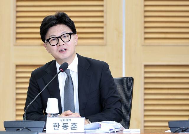 한동훈 무소속 의원이 29일 국회에서 진행한 긴급 토론회 중 발언하고 있다. 연합뉴스