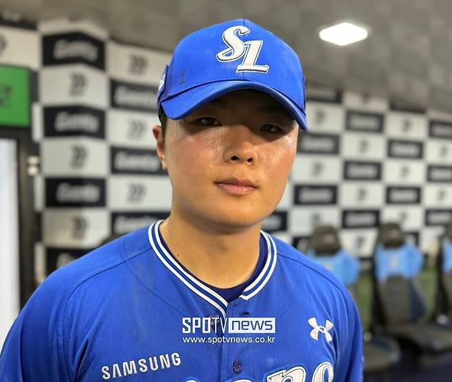 ▲ 삼성 라이온즈 이승민이 31일 롯데 자이언츠를 상대로 데뷔 6년 만에 첫 세이브를 수확하는 기쁨을 맛봤다.