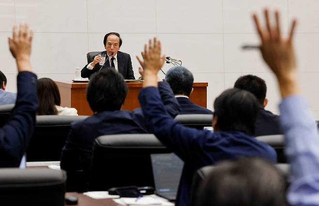 우에다 가즈오 일본은행 총재가 2026년 7월 31일 일본 도쿄 BOJ 본부에서 정책회의 후 기자회견에 참석하고 있다. /연합뉴스