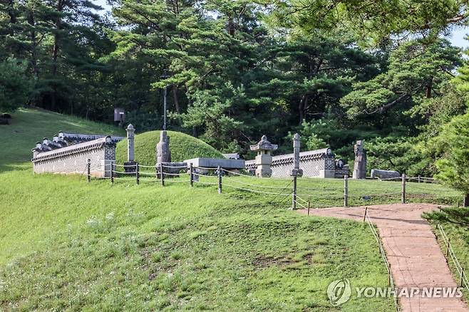 단종의 무덤 영월 장릉 능침 (영월=연합뉴스) 백승렬 기자 = 단종의 무덤 영월 장릉 능침. 2025.9.2 srbaek@yna.co.kr