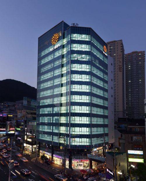 형지스퀘어 모습. 패션그룹형지