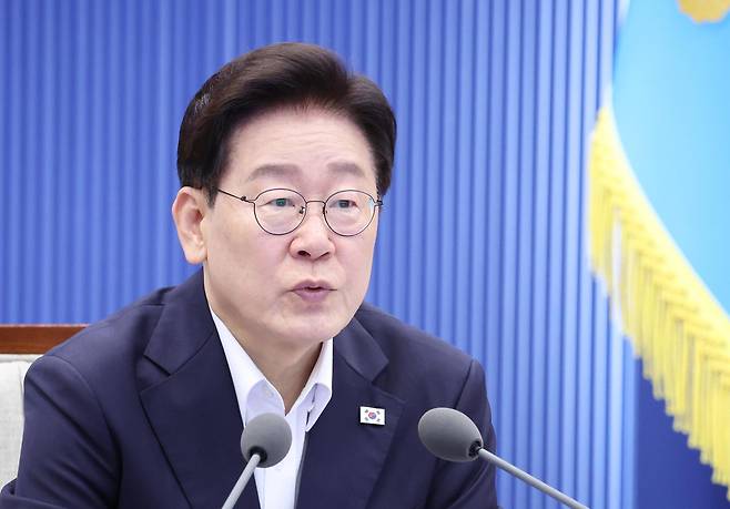 이재명 대통령이 6일 청와대에서 열린 수석보좌관회의에서 발언하고 있다. 2026.08.06. 뉴시스