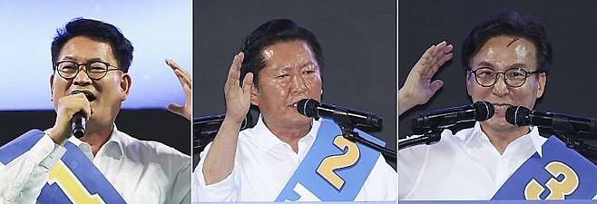 송영길(왼쪽부터) 더불어민주당 당대표 후보와 정청래 후보, 김민석 후보가 8일 오후 인천 남동체육관에서 열린 인천광역시당 정기당원대회 및 당대표·최고위원 선출 순회경선에서 정견발표를 하고 있다.뉴시스