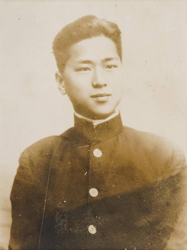 항일 시인이자 소설가, 영화인, 교육운동가로 활약했던 심훈(1901~1936)의 경성제일고등보통학교 재학 시절의 모습. 국립한국문학관 제공