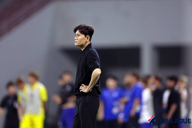 정경호 강원FC 감독. 프로축구연맹 제공
