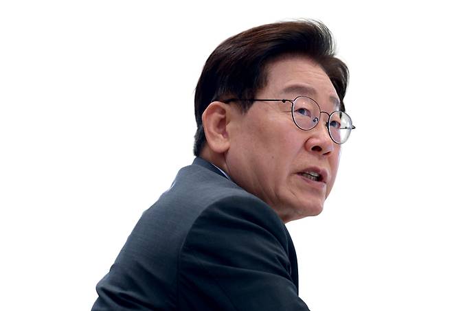 이재명 대통령이 8월4일 청와대 영빈관에서 진행된 부처업무보고에서 발언하고 있다. ⓒ연합뉴스