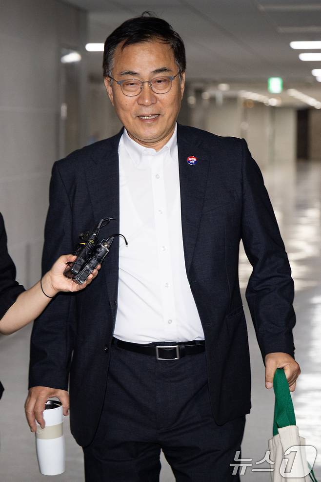 최형두 국민의힘 의원이 지난 7월 22일 서울 여의도 국회 의원회관에서 열린 당내 소장파 의원모임 '대안과미래' 조찬모임에 참석하고 있는 모습. 2026.7.22 ⓒ 뉴스1 유승관 기자
