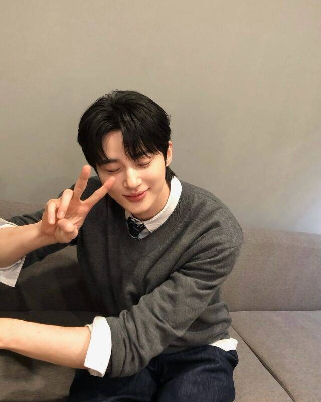 변우석이 방콕 팬미팅 현장의 다채로운 비하인드를 공개했다. / 변우석 SNS
