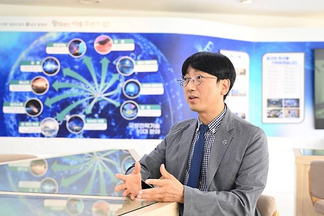 지현진 국방과학연구소 기술정책실장은 19일 "미래는 압도적인 AI와 무인 체계를 보유한 국가가 군사 강대국이 될 것"이라고 내다봤다.국방과학연구소 제공