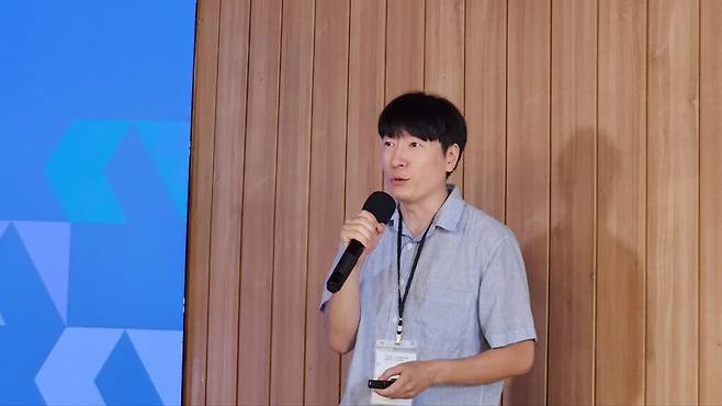 황보제민 KAIST 기계공학과 교수가 창업한 라이온로보틱스는 사족보행 로봇 ‘라이보(RAIBO)’를 개발하고 있다. (사진=테크42)