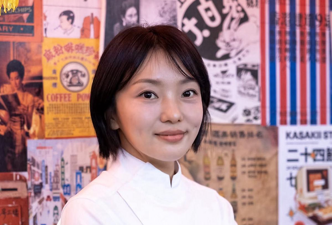 김윤혜 셰프는 쓰촨 정통 훠궈에 들어가는 향신료를 배합해 매일 육수를 직접 끓여낸다. 장준우 제공