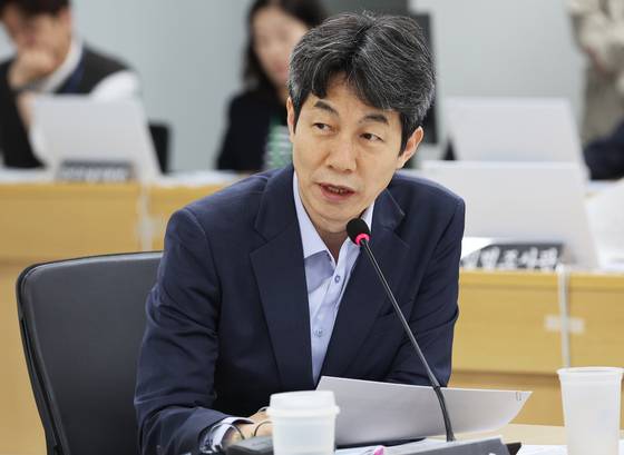 윤건영 민주당 의원. 연합뉴스.