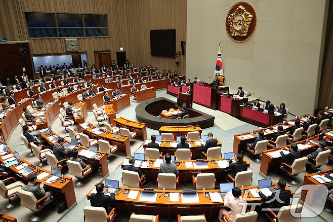 한성숙 국무총리가 24일 서울 여의도 국회에서 열린 예산결산특별위원회 전체회의에서 발언하고 있다. 2026.8.24 ⓒ 뉴스1 신웅수 기자