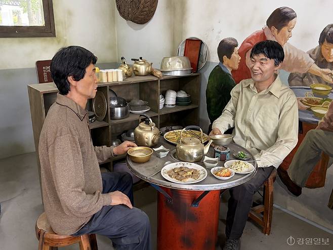 ◇은성광업소 주변의 생활상을 재현한 탄광사택촌. 손지찬기자