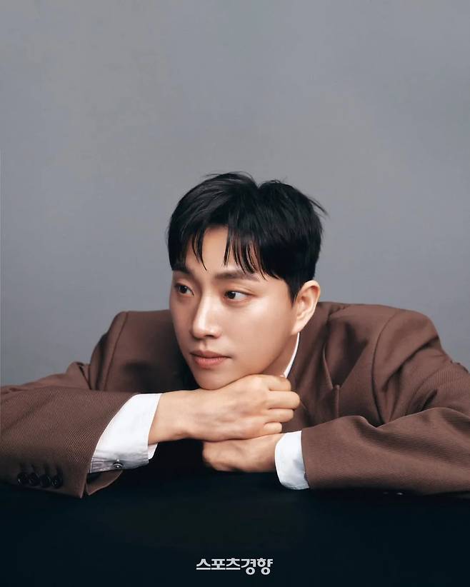 최근 사회복무요원 저격 논란 등으로 인해 비판을 받고 있는 유튜버 박위. 본인 인스타그램 계정