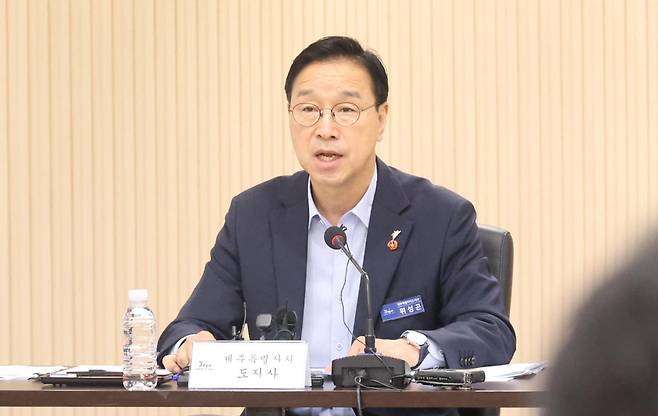 위성곤 제주지사가 27일 제주도청 삼다홀에서 '안전한 제주 대책 마련을 위한 유관기관 회의'를 주재하며 모두 발언을 하고 있다. 제주=연합뉴스