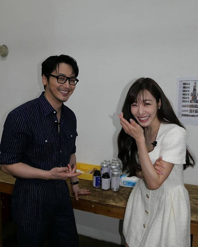 변요한, 티파니