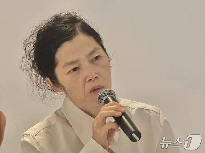 31일 리움미술관에서 진행된 기자간담회에서 구정아 작가가 작품에 대해 설명하고 있다. 2026.08.31. ⓒ 뉴스1 김정한 기자