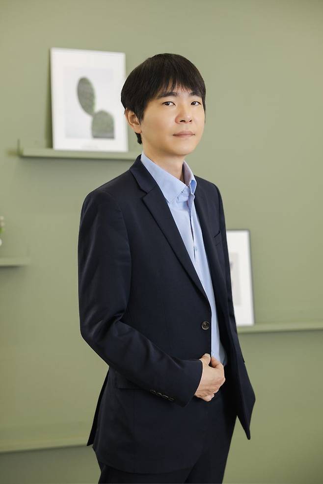 오는 9월 9일 파이낸셜뉴스와 과학기술정보통신부가 공동 주최하는 'AI월드 2026'에서 기조대담에 나서는 이세돌 울산과학기술원(UNIST) 특임교수는 빠르게 다가오는 AI 시대를 막연한 불안과 두려움으로 바라볼 필요는 없다고 조언했다. UNIST 제공