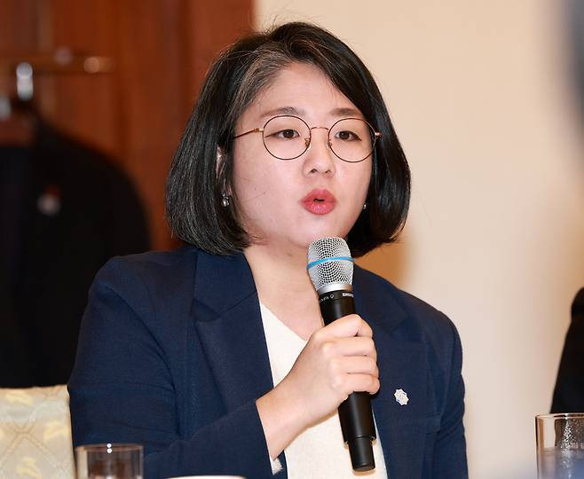 성평등가족부 장관 후보자에 지명된 용혜인 기본소득당 의원