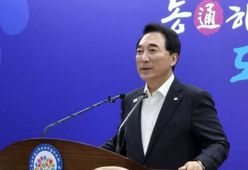 박수현 충남지사 (홍성=연합뉴스) 김준범 기자 = 박수현 충남지사가 31일 오전 충남도청에서 기자간담회를 하고 있다. 2026.8.31
