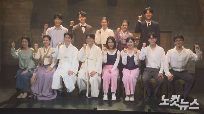뮤지컬 <BACK TO 1931 : 시무언 이용도> 시즌 2는 극작 최혜련, 연출 배경호, 작곡·음악감독 이지현, 안무감독 백경아 등 초연을 이끈 창작진이 다시 합류했으며, 이윤성, 김우주, 이현희, 강한나, 김미식, 진규일, 강지현, 김용호, 이하정, 최지인, 서승원, 하희진, 김수빈 등의 배우들이 출연한다. 오요셉 기자