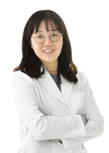 정경아 원장 | 출처: 키즈웰소아청소년과의원