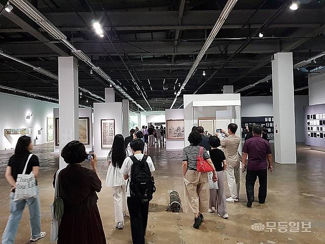 제3전시실에서는 운림산맥의 계보를 시대의 흐름에 따라 살펴볼 수 있는 자리가 마련됐다.